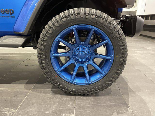 new 2025 Jeep Gladiator car, priced at $43,605