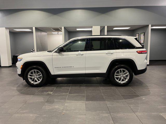 new 2025 Jeep Grand Cherokee car, priced at $41,575