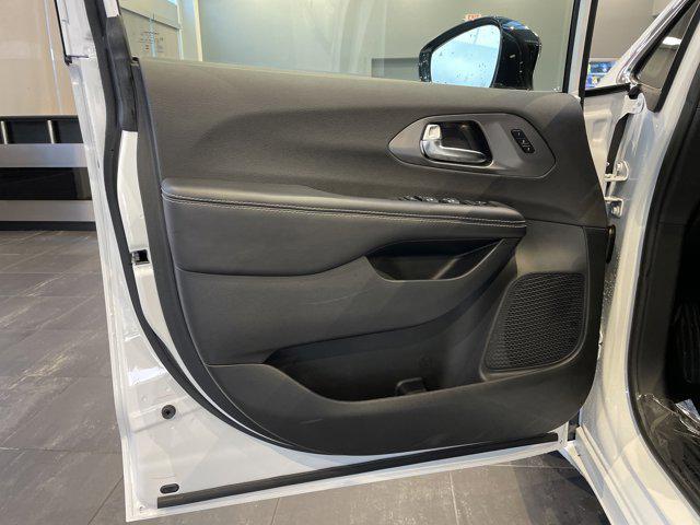 new 2026 Chrysler Pacifica car, priced at $40,920