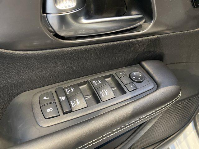 new 2026 Chrysler Pacifica car, priced at $40,920