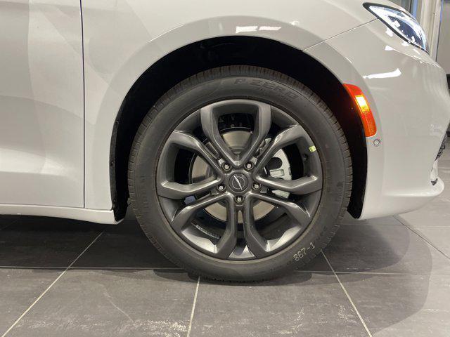 new 2026 Chrysler Pacifica car, priced at $40,960