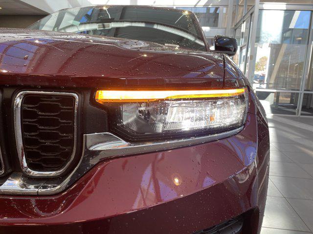 new 2025 Jeep Grand Cherokee car, priced at $37,420