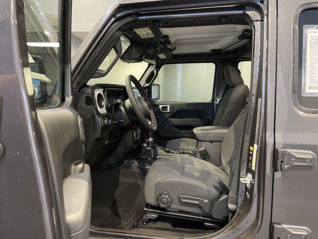 new 2026 Jeep Gladiator car, priced at $48,060