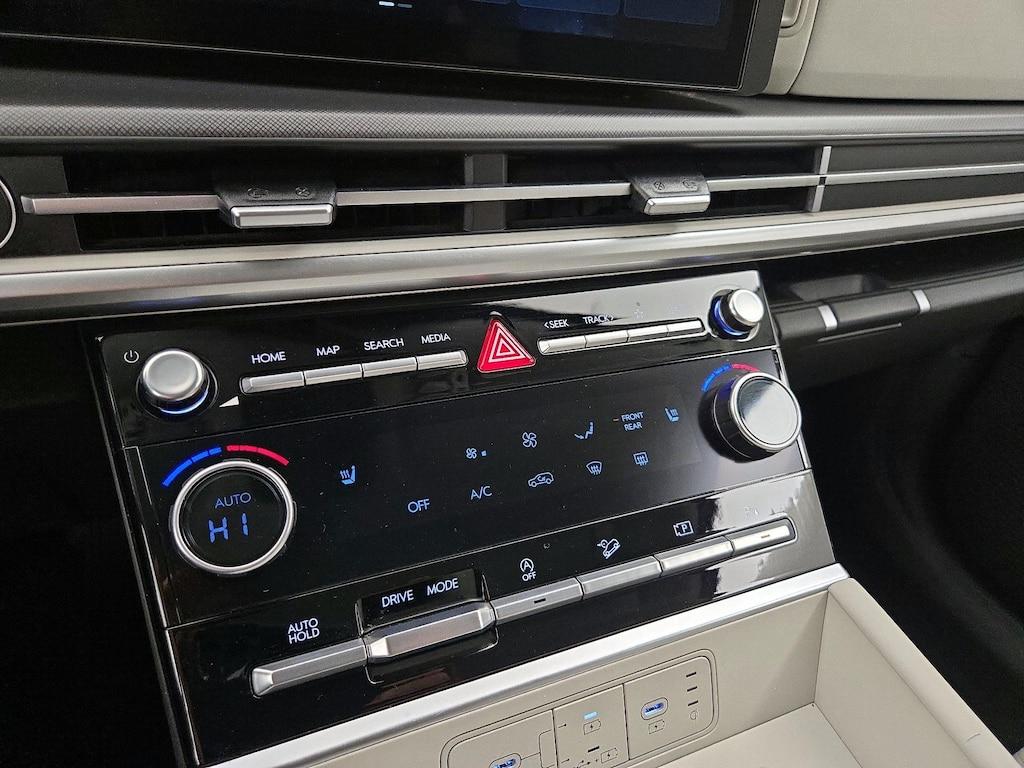 used 2025 Hyundai Santa Fe car, priced at $30,998