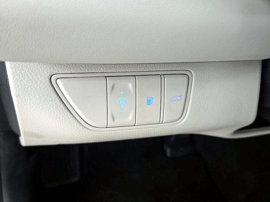 used 2025 Genesis G70 car, priced at $29,998