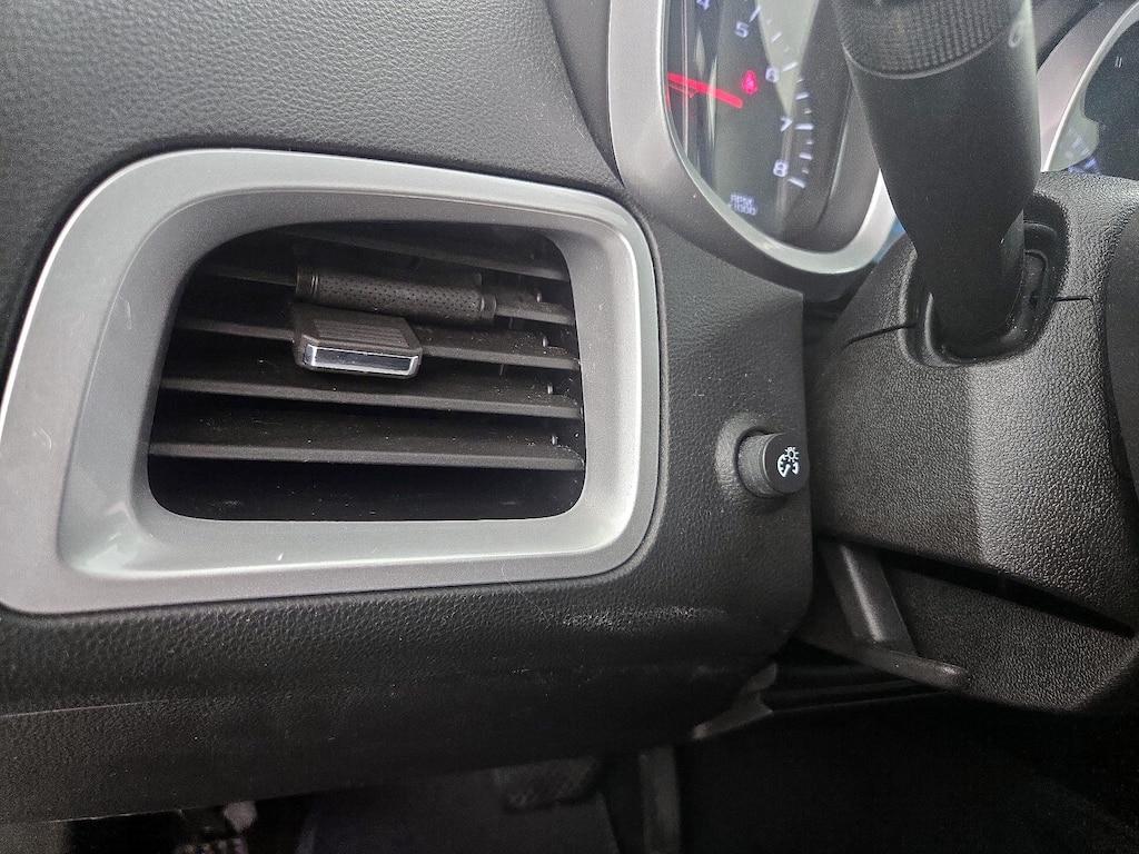 used 2015 Chevrolet Equinox car, priced at $14,998