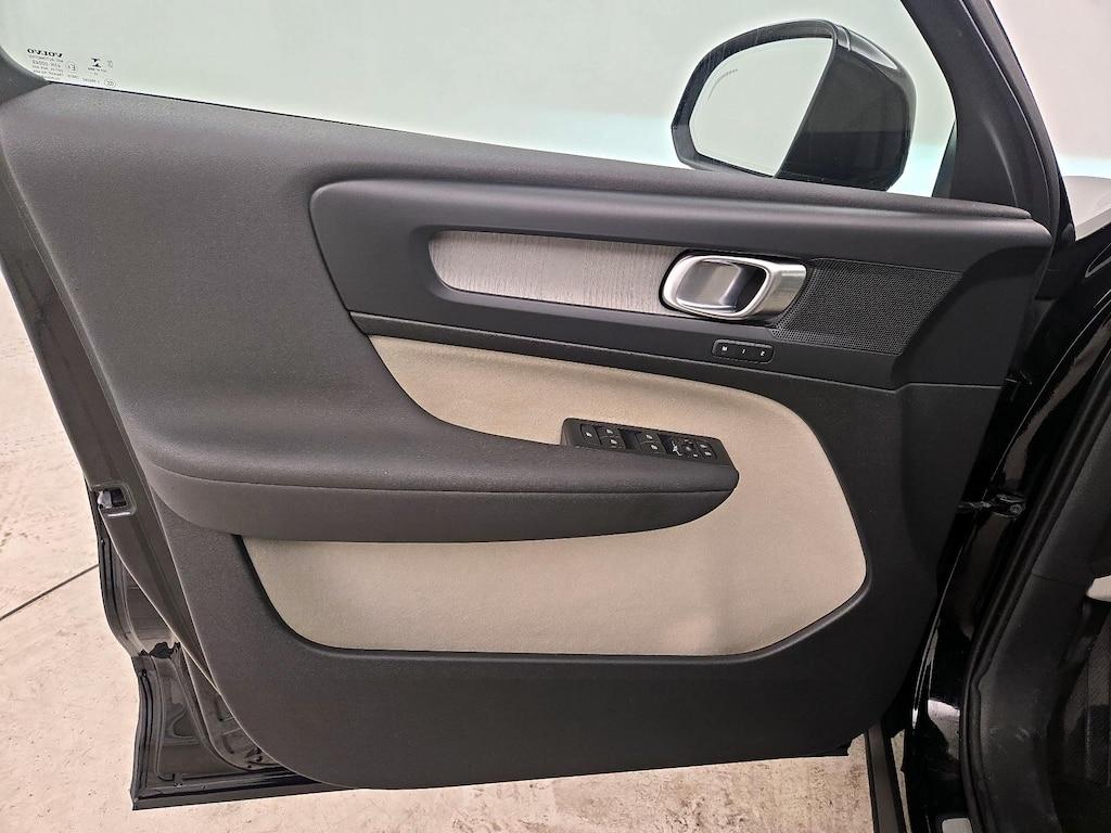 used 2023 Volvo XC40 car, priced at $28,998