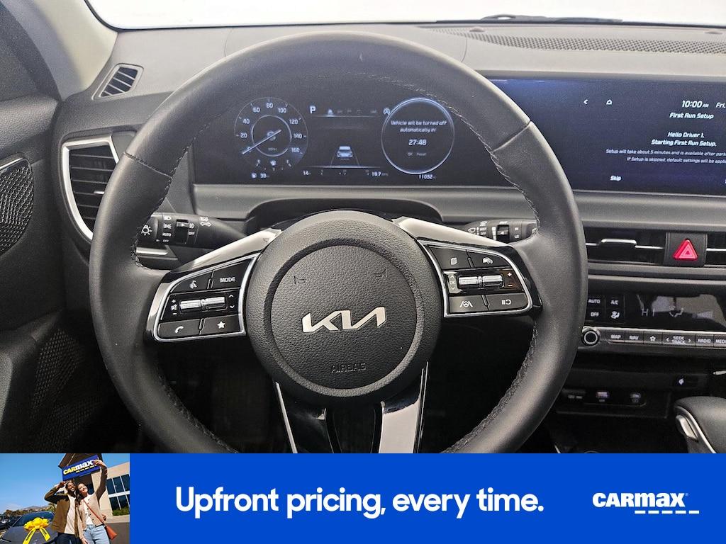 used 2024 Kia Seltos car, priced at $26,998