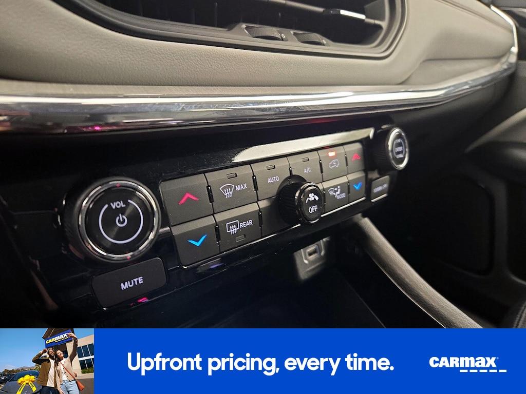 used 2022 Jeep Compass car, priced at $22,998