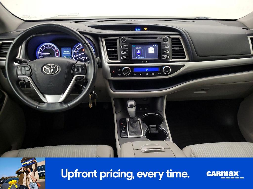 used 2015 Toyota Highlander car, priced at $18,998