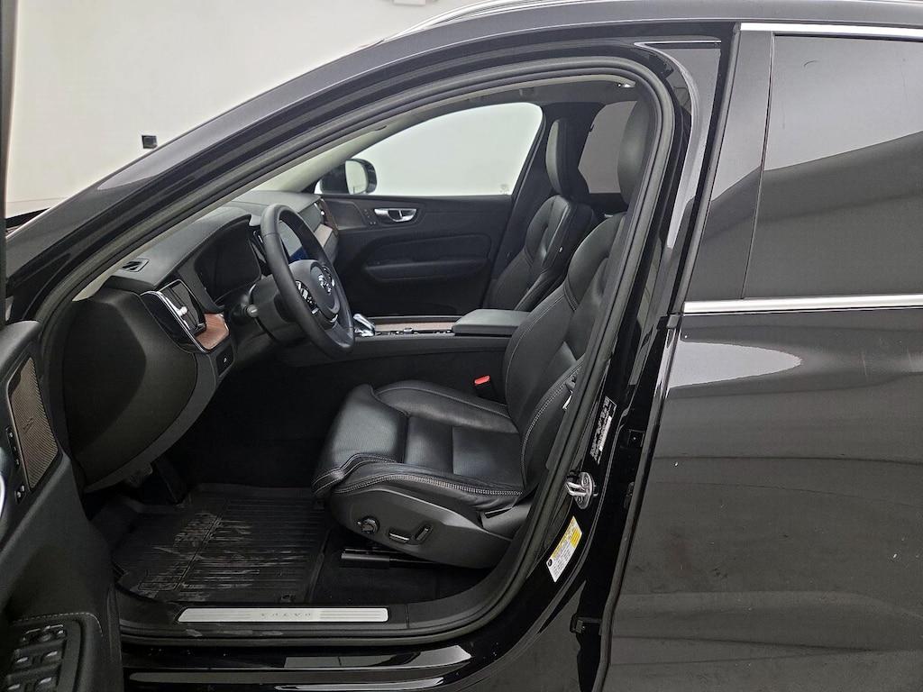 used 2023 Volvo XC60 car, priced at $31,998
