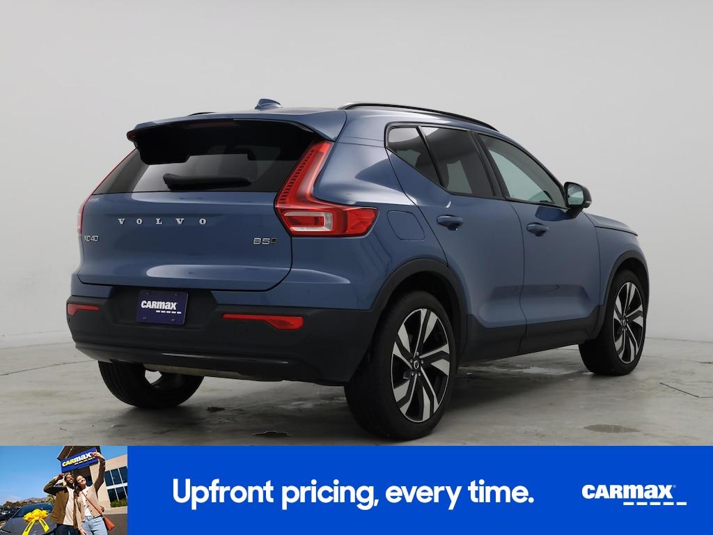 used 2023 Volvo XC40 car, priced at $27,998