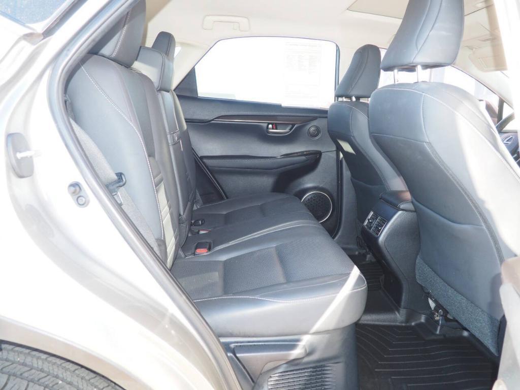 Lexus NX view 13