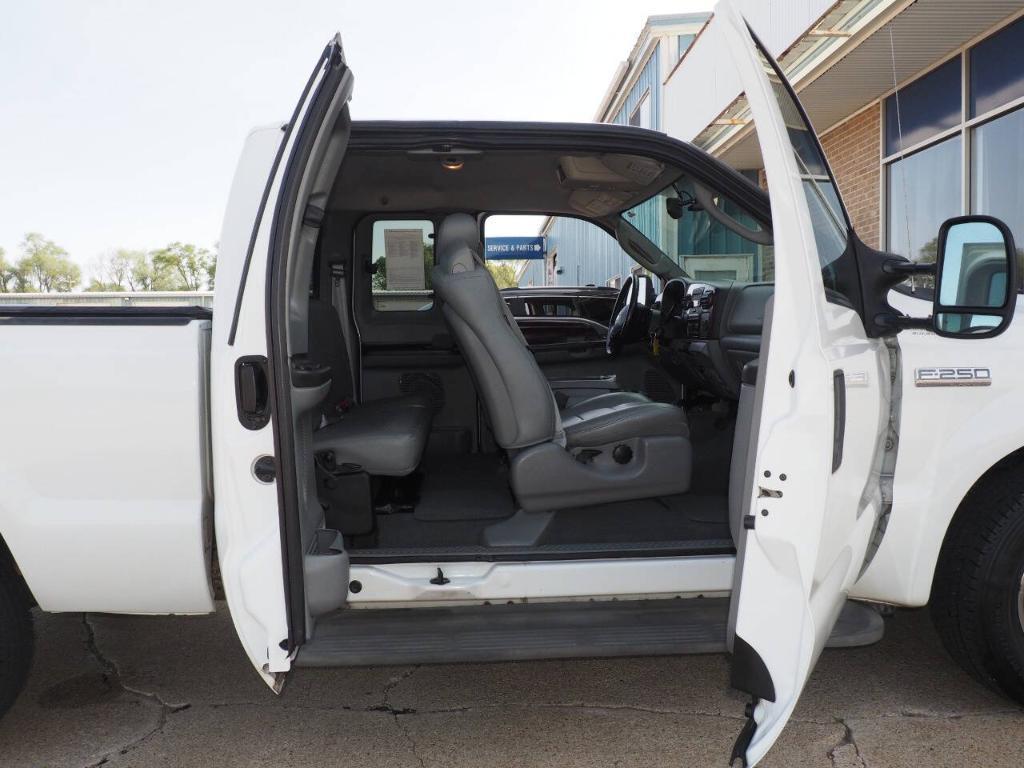 used 2005 Ford F-250 car, priced at $12,900