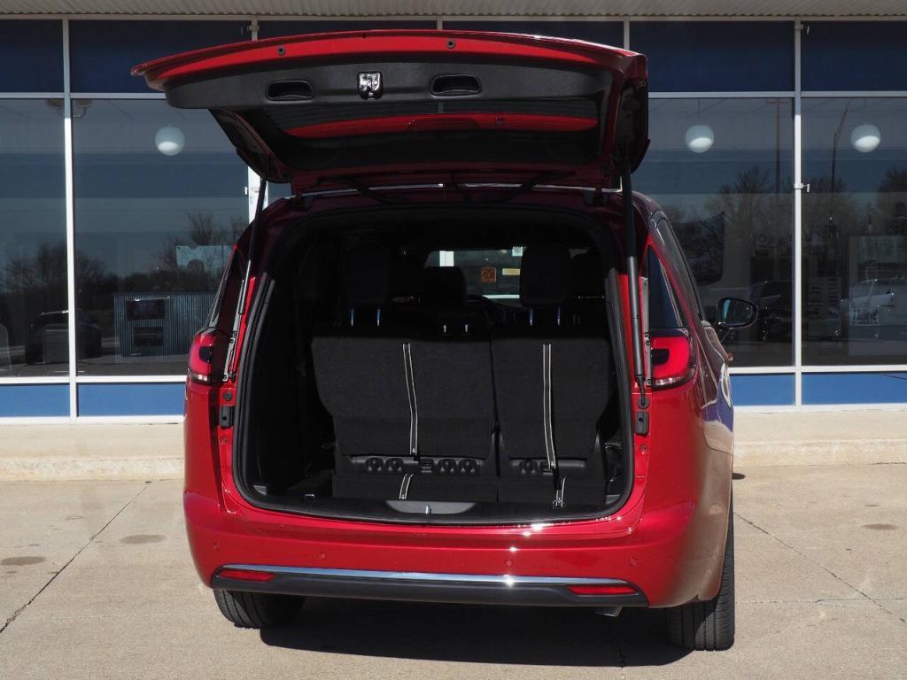 new 2026 Chrysler Pacifica car, priced at $48,000