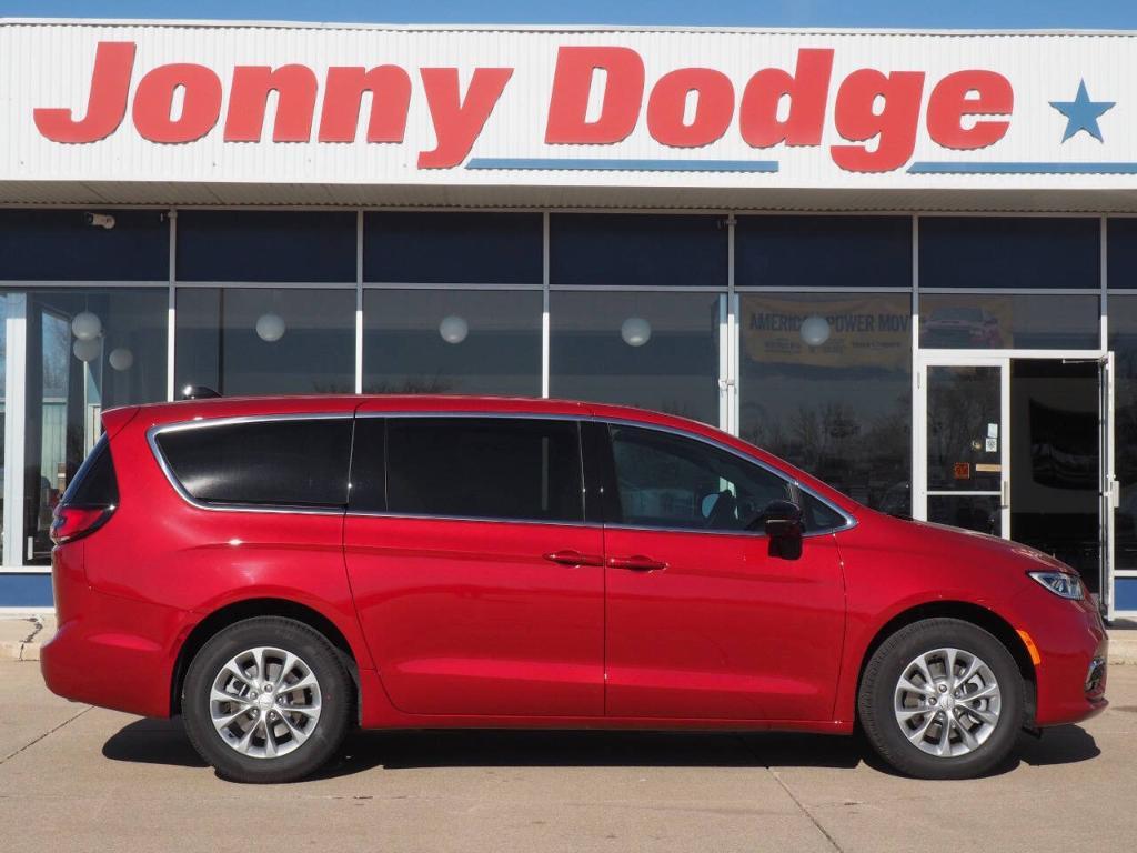 new 2026 Chrysler Pacifica car, priced at $48,000