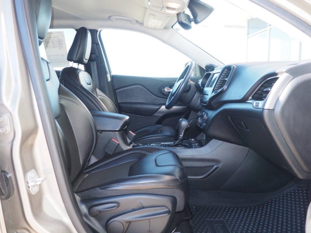 used 2019 Jeep Cherokee car, priced at $20,850