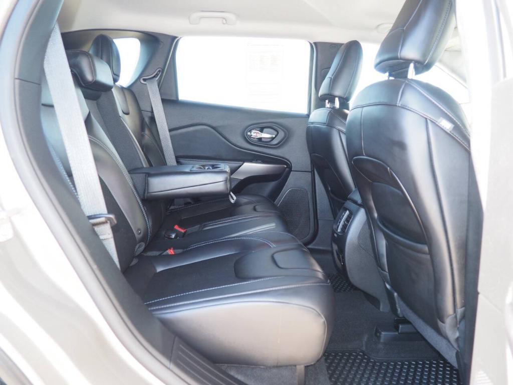 used 2019 Jeep Cherokee car, priced at $20,850