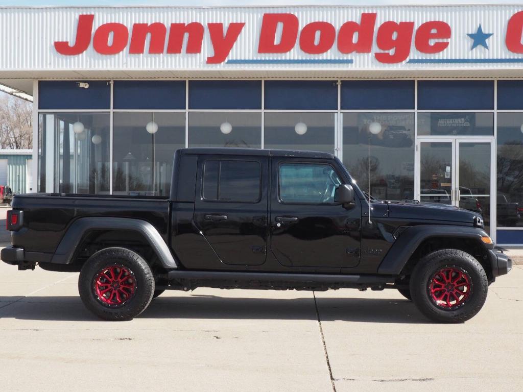 used 2020 Jeep Gladiator car, priced at $32,900