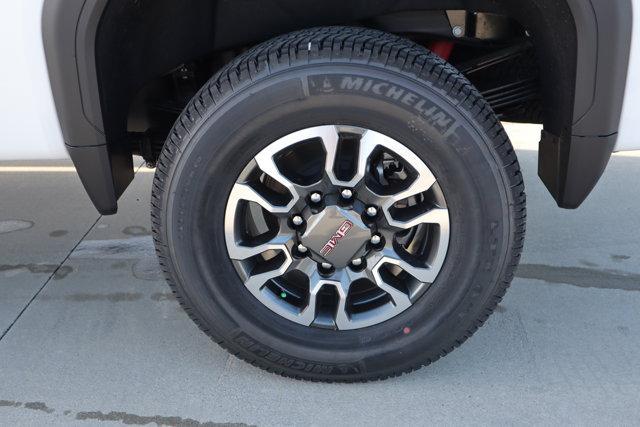 new 2026 GMC Sierra 3500 car, priced at $80,577