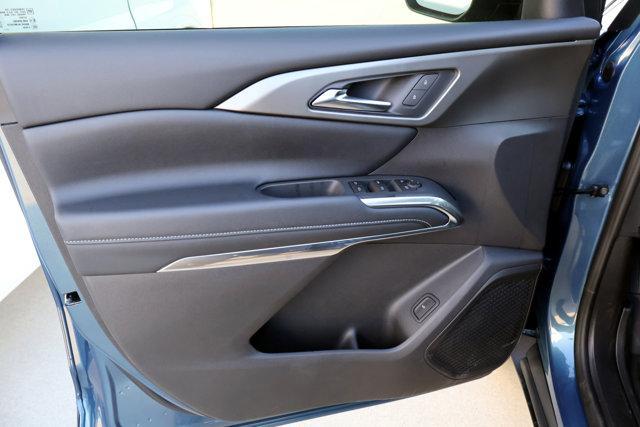 new 2026 Chevrolet Traverse car, priced at $46,697