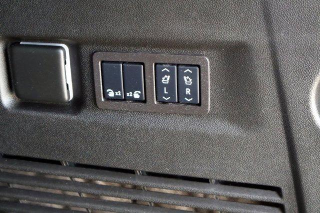 used 2024 GMC Yukon XL car, priced at $67,977