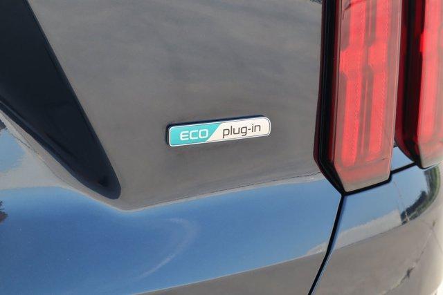 used 2022 Kia Sorento Plug-In Hybrid car, priced at $24,977