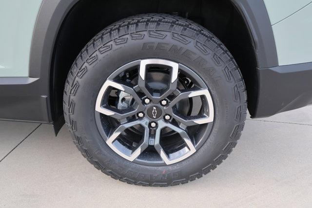 new 2026 Chevrolet Equinox car, priced at $37,255