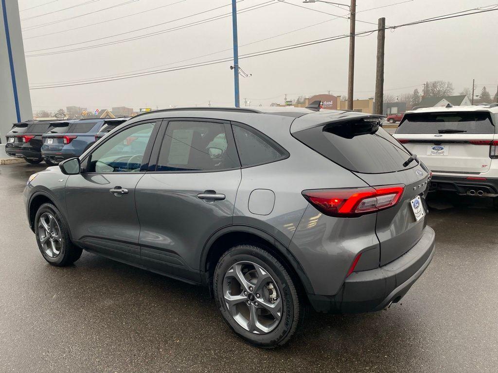 used 2025 Ford Escape car, priced at $25,225