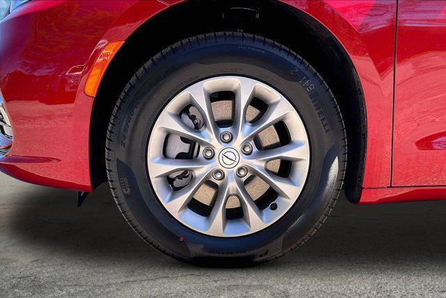 new 2026 Chrysler Pacifica car, priced at $45,347