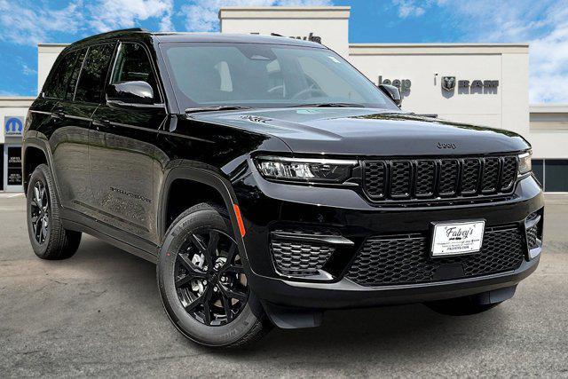 new 2025 Jeep Grand Cherokee car, priced at $44,233