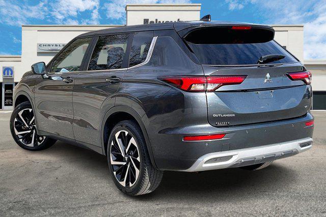 used 2024 Mitsubishi Outlander car, priced at $25,000