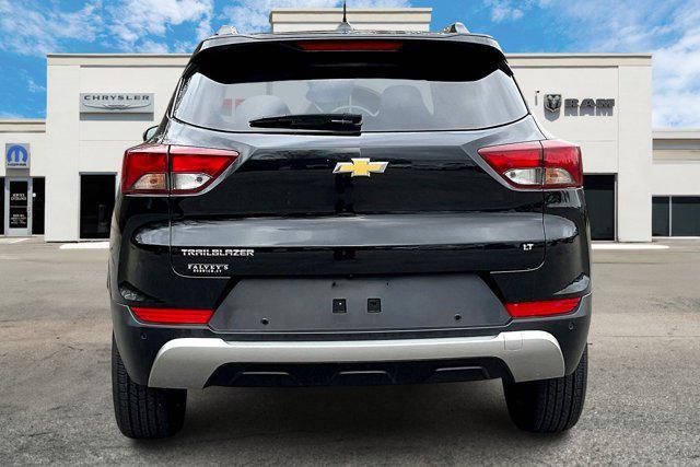 used 2022 Chevrolet TrailBlazer car, priced at $16,555