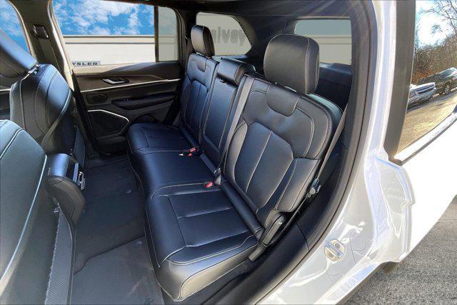 new 2026 Jeep Grand Cherokee car, priced at $46,840