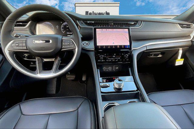 new 2025 Jeep Grand Cherokee car, priced at $49,156