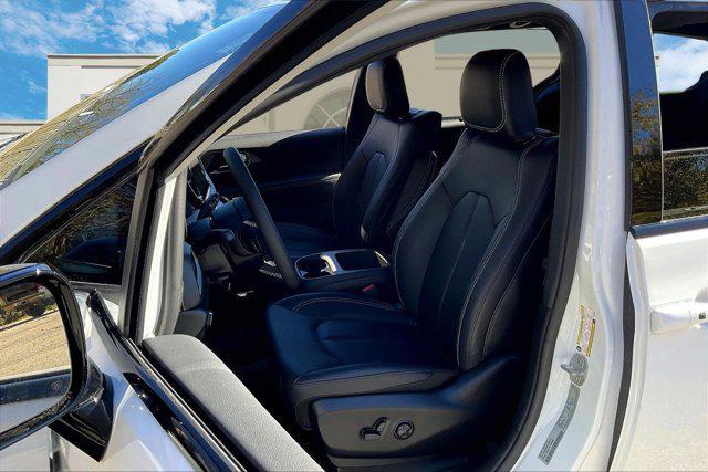 new 2026 Chrysler Pacifica car, priced at $48,013