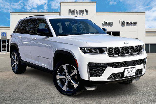 new 2026 Jeep Grand Cherokee car, priced at $47,036