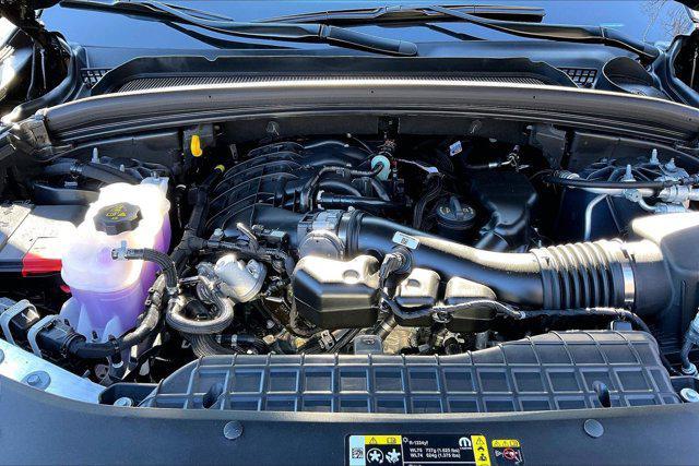 new 2025 Jeep Grand Cherokee L car, priced at $50,198