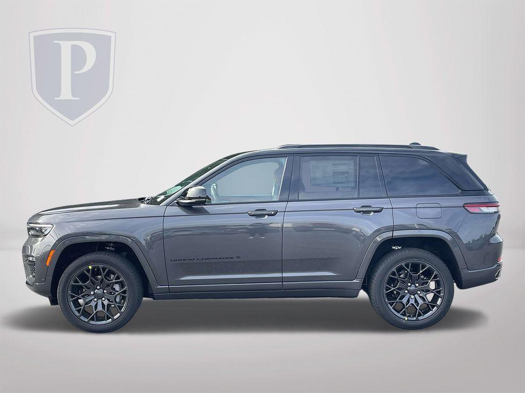 new 2025 Jeep Grand Cherokee car, priced at $59,000