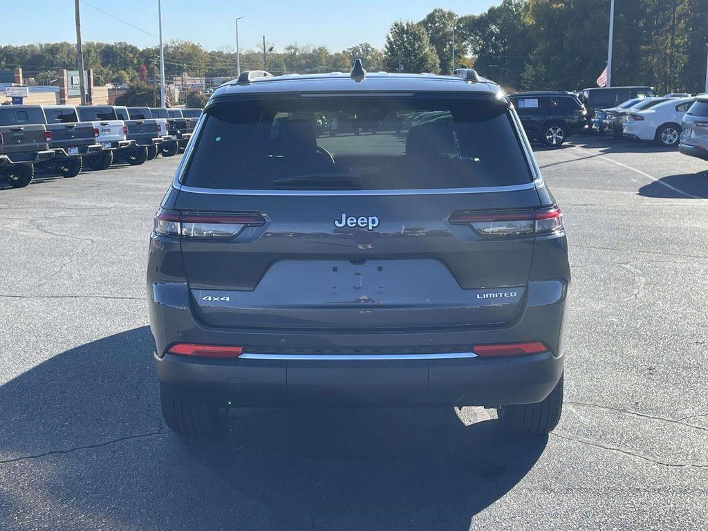 new 2025 Jeep Grand Cherokee L car, priced at $41,000