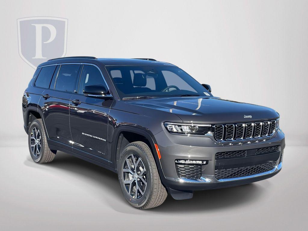 new 2025 Jeep Grand Cherokee L car, priced at $41,000