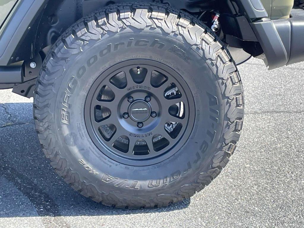 new 2025 Jeep Wrangler car, priced at $68,098