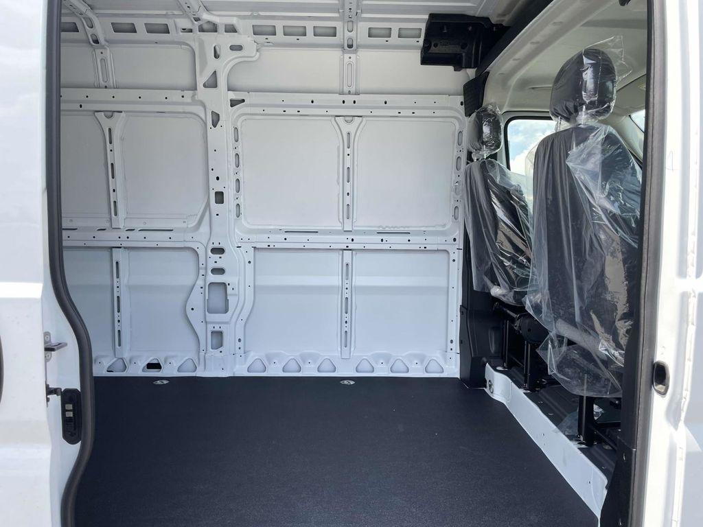 new 2025 Ram ProMaster 2500 car, priced at $47,515