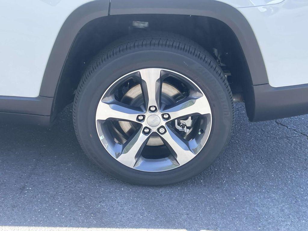 new 2026 Jeep Grand Cherokee L car, priced at $48,500