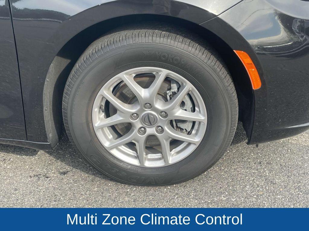 used 2023 Chrysler Pacifica car, priced at $25,250