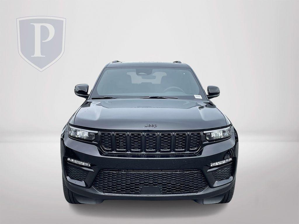 new 2025 Jeep Grand Cherokee car, priced at $36,000