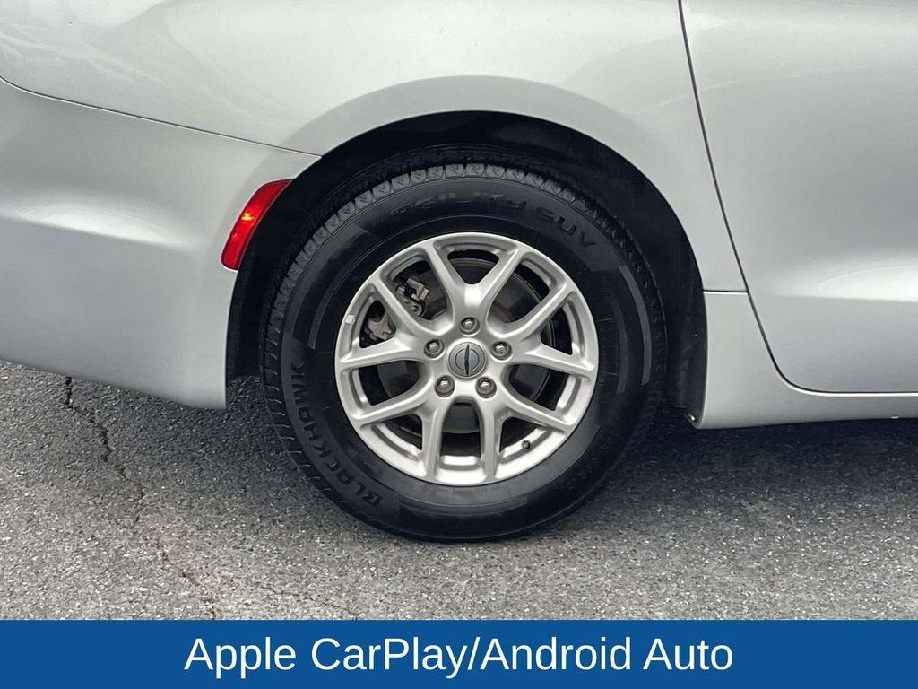 used 2024 Chrysler Pacifica car, priced at $25,750