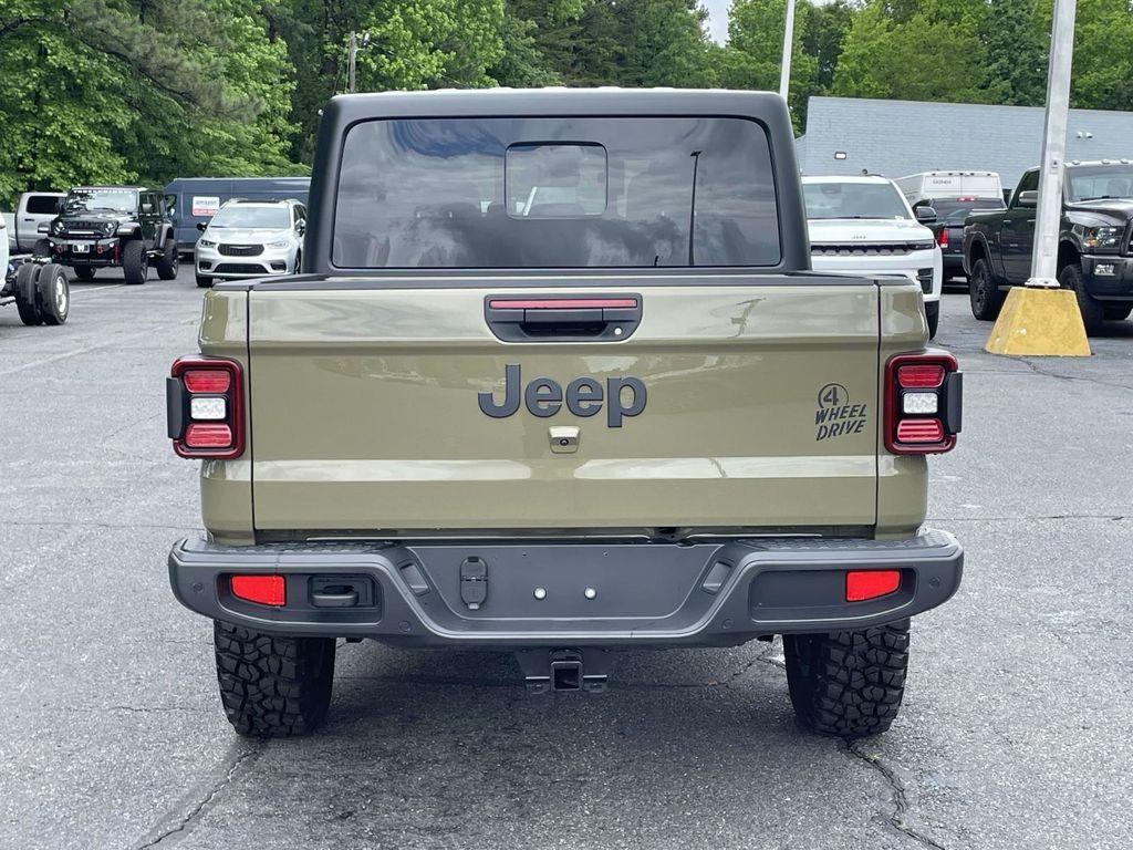 new 2025 Jeep Gladiator car, priced at $50,575