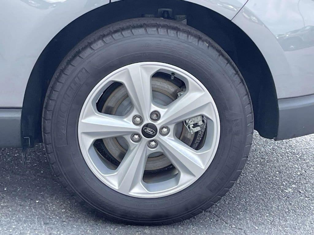 used 2024 Ford Edge car, priced at $27,500