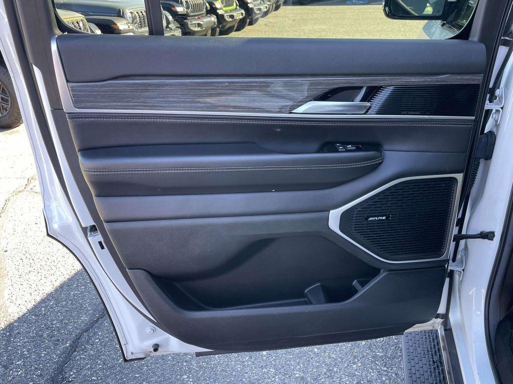 used 2022 Jeep Wagoneer car, priced at $40,000